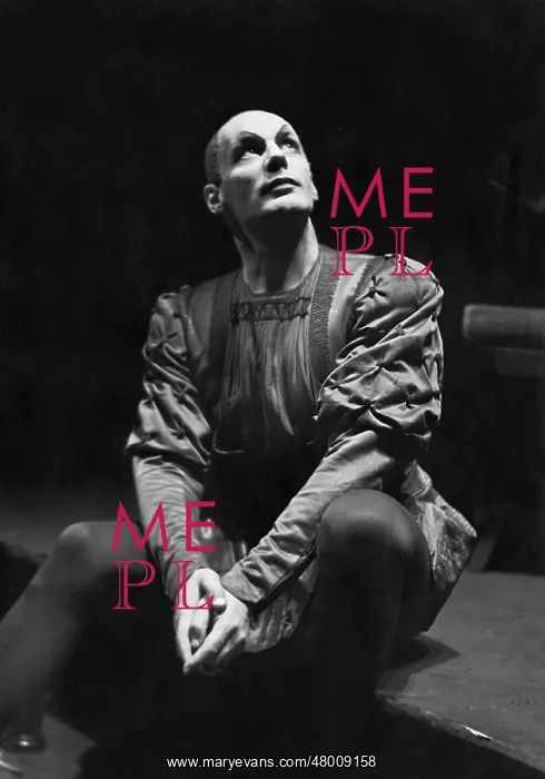 : Gustaf Gruendgens as Mephistopheles in Goethe's Faust, 194 : Gustaf Gruendgens as Mephistopheles in Goethe's Faust, 194