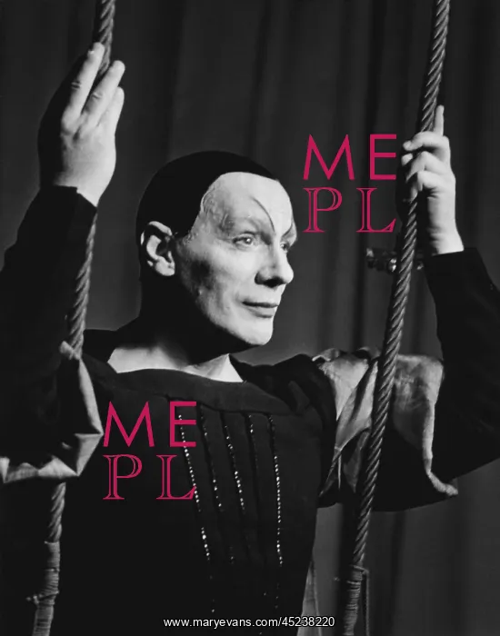 : Gustaf Grundgens as Mephisto in Faust II : Gustaf Grundgens as Mephisto in Faust II