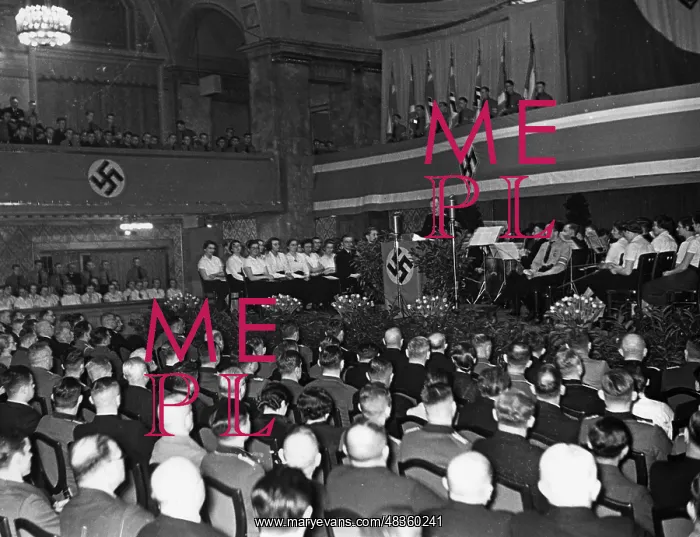 : Gustav Adolf Scheel at the Berlin Students Day, 1938 : Gustav Adolf Scheel at the Berlin Students Day, 1938