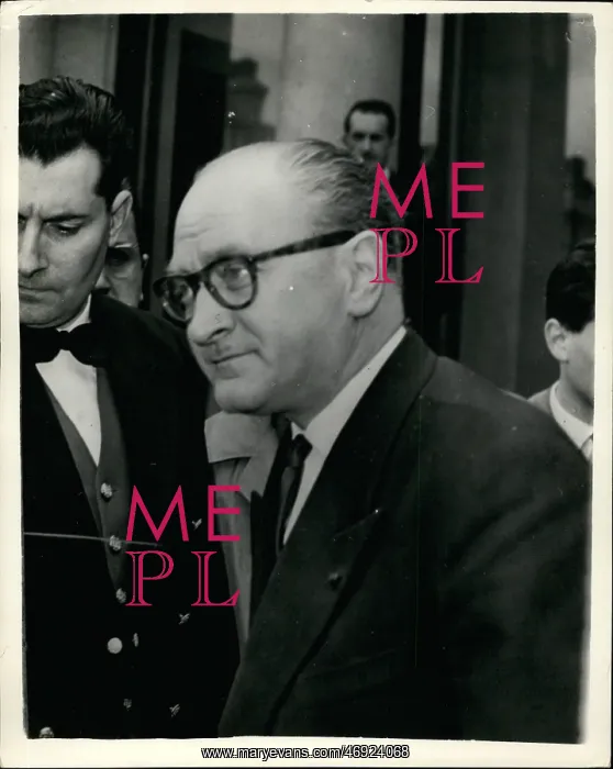 : Guy Mollet after meeting with President Coty, Paris : Guy Mollet after meeting with President Coty, Paris