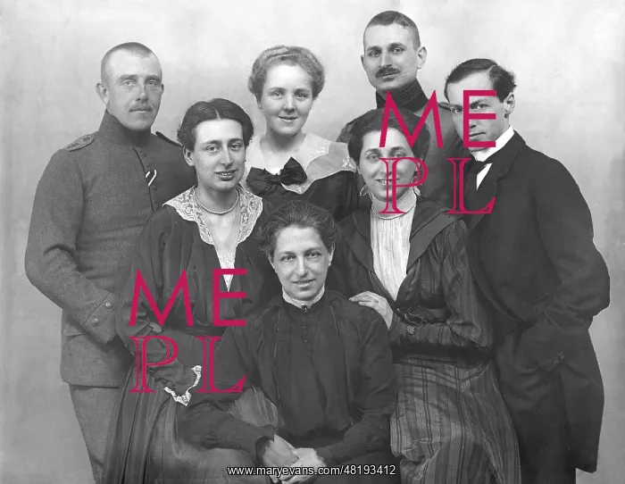 : The Gwinner family, c.1917 : The Gwinner family, c.1917