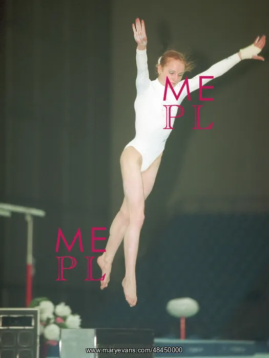 : Gymnast Yulia Korosteleva, 1999 : Gymnast Yulia Korosteleva, 1999