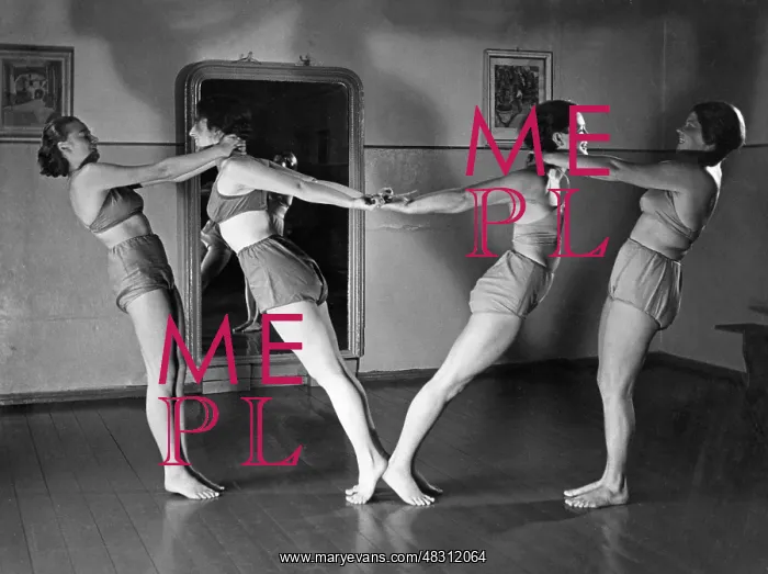 : Gymnastics, 1930s : Gymnastics, 1930s