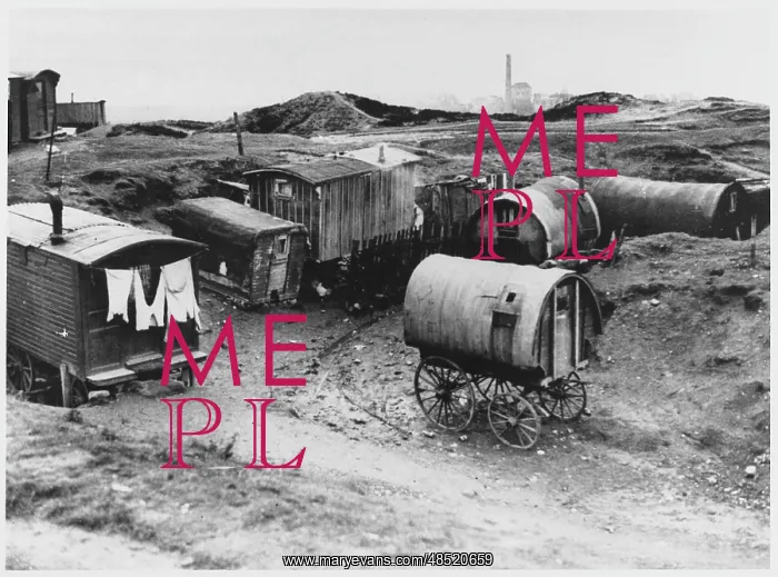 : GYPSY CARAVANS C. 1905 : GYPSY CARAVANS C. 1905