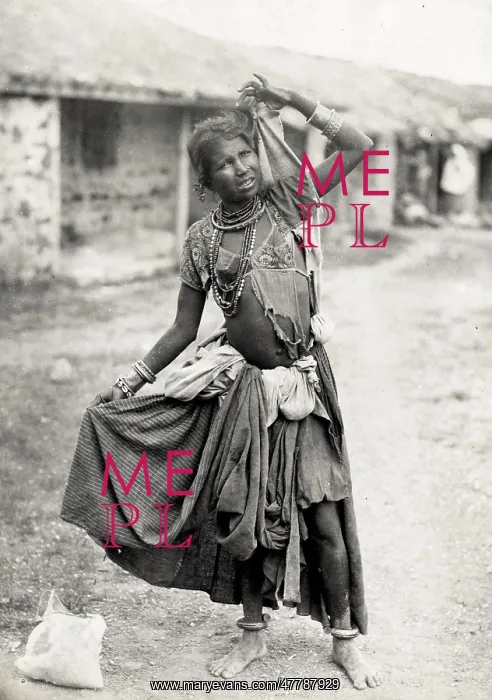  : Gypsy Dancing girl, India