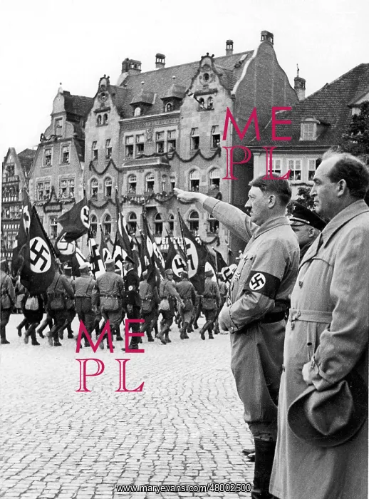 : Gyula Goemboes with Adolf Hitler inspect an SA procession, 1 : Gyula Goemboes with Adolf Hitler inspect an SA procession, 1