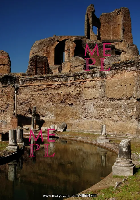 : Hadrian's Villa. Maritime Theatre. 2nd century. Italy : Hadrian's Villa. Maritime Theatre. 2nd century. Italy