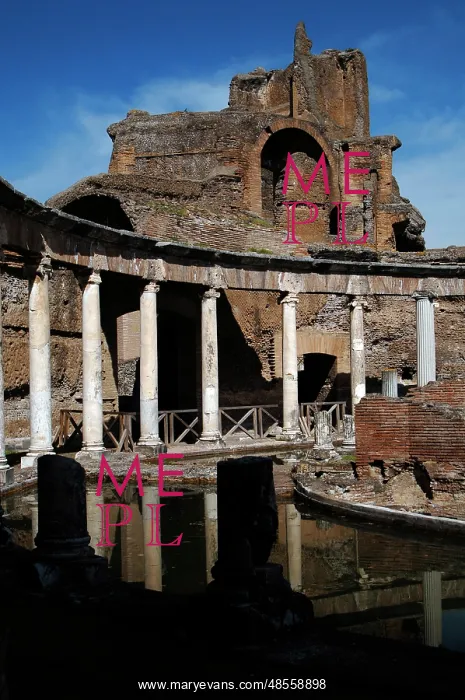 : Hadrian's Villa. Maritime Theatre. 2nd century. Italy : Hadrian's Villa. Maritime Theatre. 2nd century. Italy