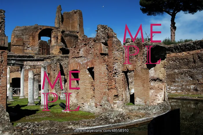 : Hadrian's Villa. Maritime Theatre. 2nd century. Italy : Hadrian's Villa. Maritime Theatre. 2nd century. Italy