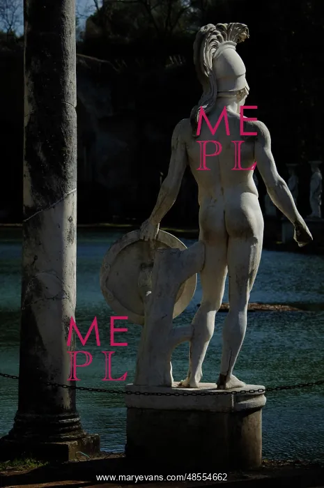 : Hadrian's Villa. Statue in the Canopus. God Mars. 2nd centur : Hadrian's Villa. Statue in the Canopus. God Mars. 2nd centur
