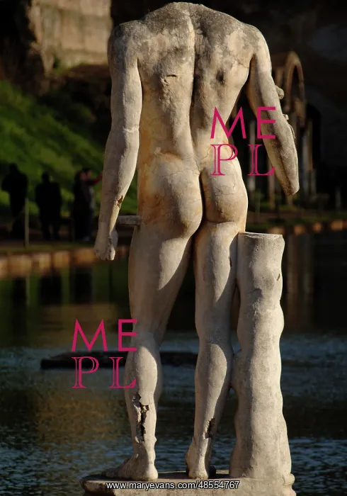 : Hadrian's Villa. Statue in the Canopus. 2nd century. Italy : Hadrian's Villa. Statue in the Canopus. 2nd century. Italy