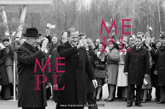 : Hafez al-Assad Leaves Soviet Union : Hafez al-Assad Leaves Soviet Union