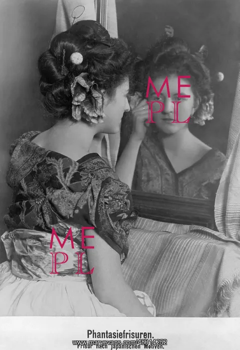 : Hairdo in Japanese style, 1907 : Hairdo in Japanese style, 1907