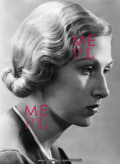 : Hairstyle, 1930s : Hairstyle, 1930s