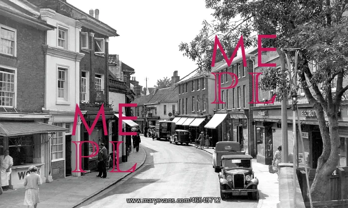  : Halesworth, Thoroughfare c1955