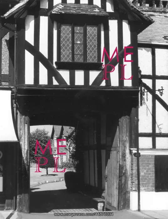 : HALF-TIMBERED GATEWAY : HALF-TIMBERED GATEWAY