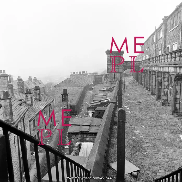 : Halifax, Yorkshire : Halifax, Yorkshire