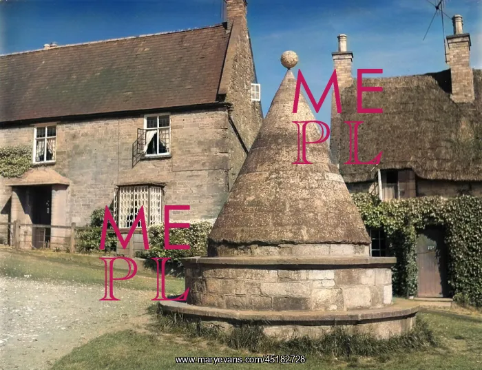  : HALLATON MARKET CROSS