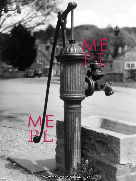 : HAMBLEDON WATER PUMP : HAMBLEDON WATER PUMP