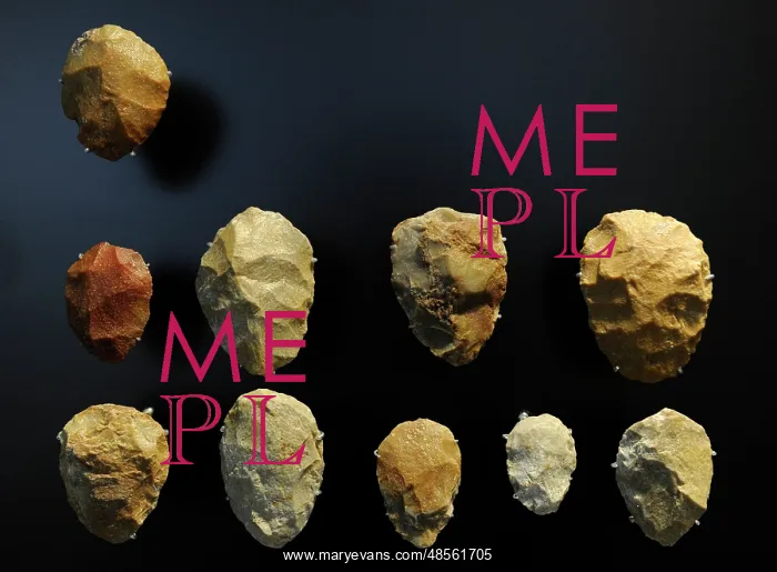 : Hand axes of quartzite. Petite Lande, France. Mousterian Cul : Hand axes of quartzite. Petite Lande, France. Mousterian Cul