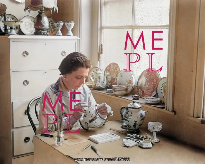 : HAND-PAINTED CERAMICS : HAND-PAINTED CERAMICS