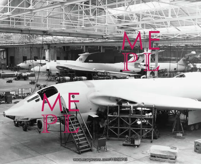 : Handley Page HP-80 Victor : Handley Page HP-80 Victor
