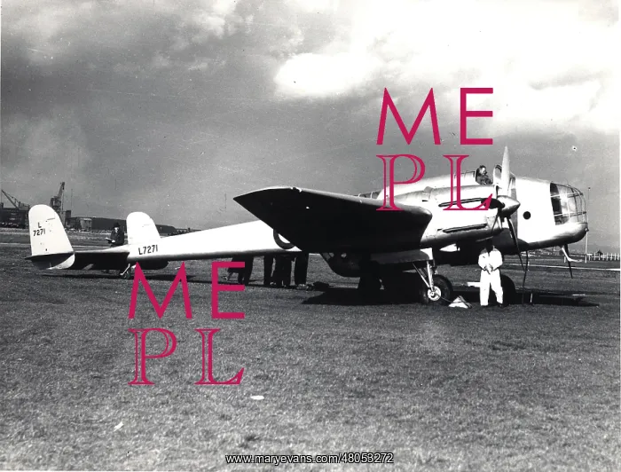: Handley Page HP53 Hereford L7271 prototype being prepared : Handley Page HP53 Hereford L7271 prototype being prepared