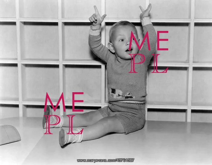  : Hands up