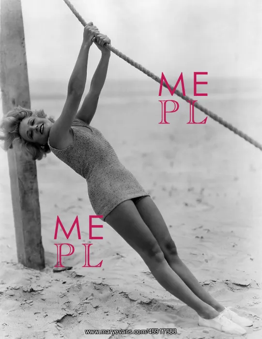  : Hanging out at the beach
