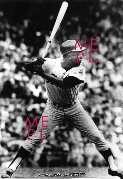 : Hank Aaron about to get his 3000th hit in ? : Hank Aaron about to get his 3000th hit in ?