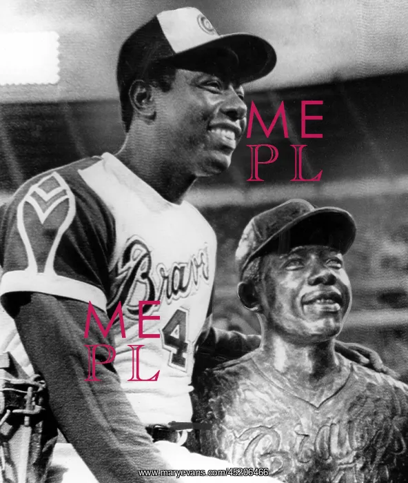 : Hank Aaron poses with bust of himself on ? : Hank Aaron poses with bust of himself on ?