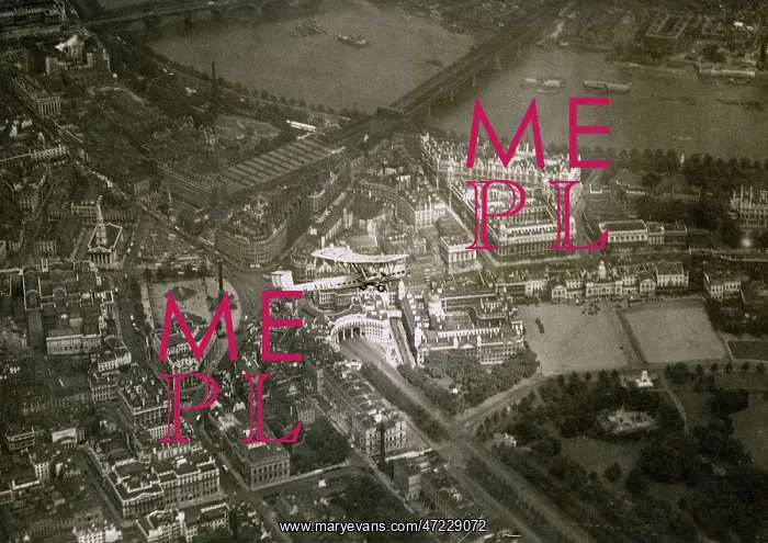 : HANNIBAL OVER LONDON : HANNIBAL OVER LONDON