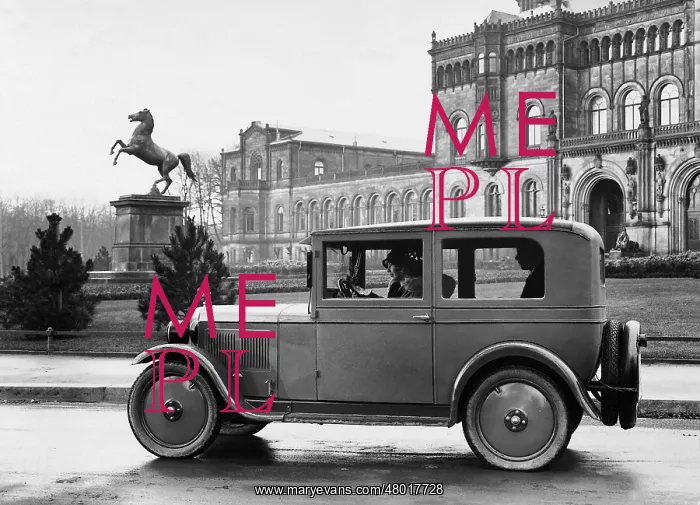 : Hanomag limousine, 1931 : Hanomag limousine, 1931