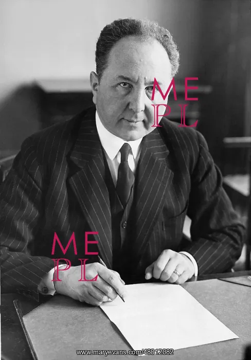 : Hans Heinrich Dieckhoff, 1937 : Hans Heinrich Dieckhoff, 1937