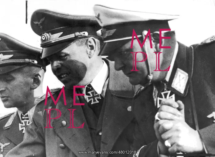 : Hans Jeschonnek, Albert Kesselring, Hermann Goering, 1940 : Hans Jeschonnek, Albert Kesselring, Hermann Goering, 1940