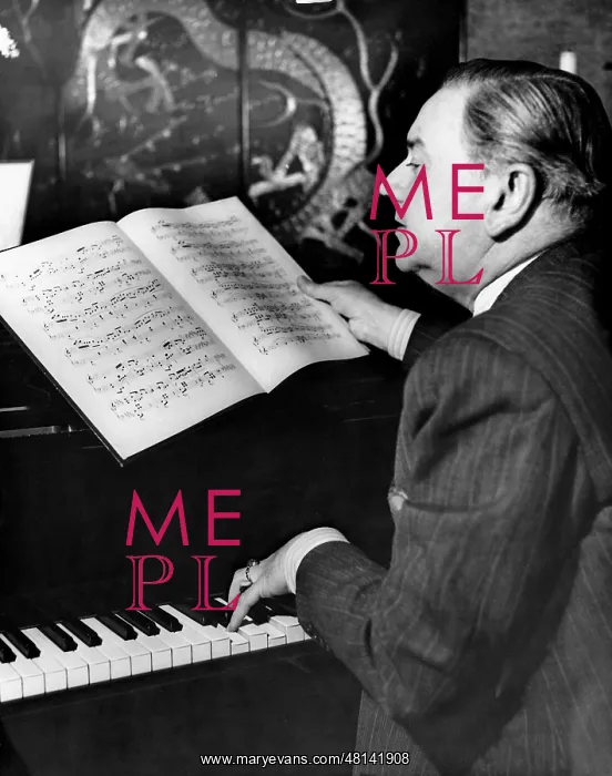 : Hans Leibelt at the piano, 1941 : Hans Leibelt at the piano, 1941