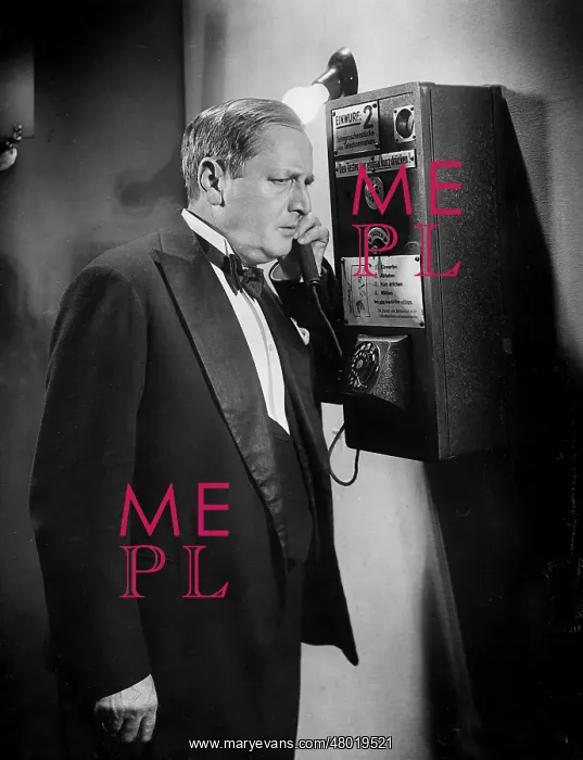 : Hans Moser on the telephone, 1935 : Hans Moser on the telephone, 1935