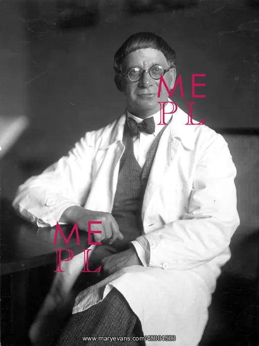 : Hans Poelzig, German architect and professor : Hans Poelzig, German architect and professor