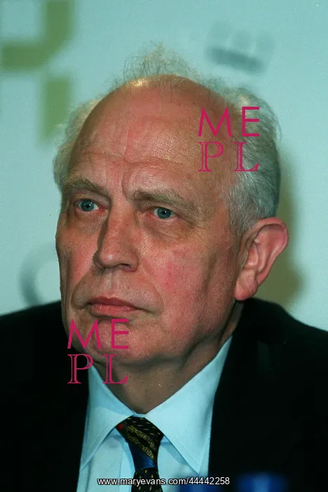  : Hans Tietmeyer