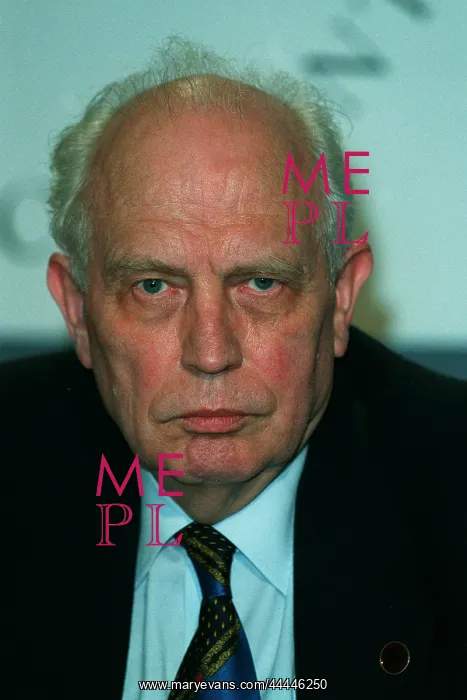  : Hans Tietmeyer