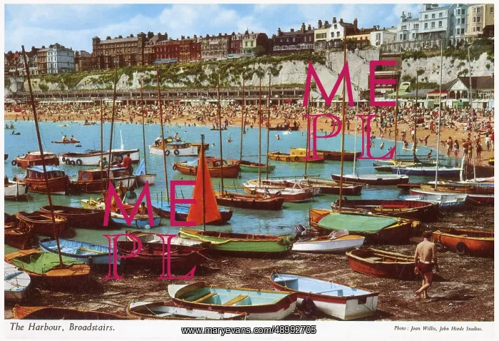 : The Harbour, Broadstairs, Kent : The Harbour, Broadstairs, Kent