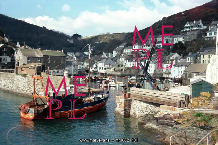 : The Harbour Entrance, Polperro : The Harbour Entrance, Polperro