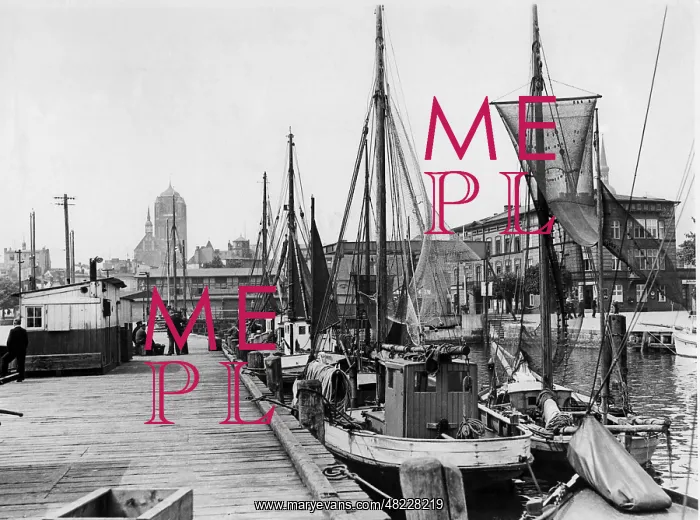 : Harbour of Stralsund, 1937 : Harbour of Stralsund, 1937