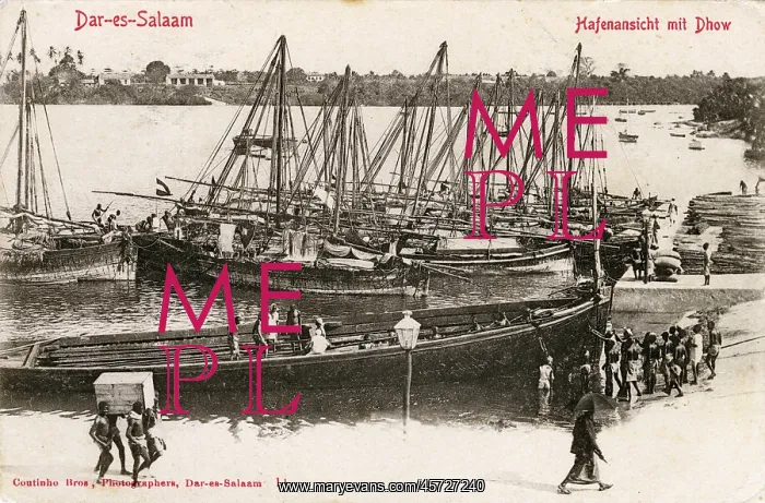 : Harbour view with Dhow, Dar-es-Salaam, Tanzania, East Africa : Harbour view with Dhow, Dar-es-Salaam, Tanzania, East Africa