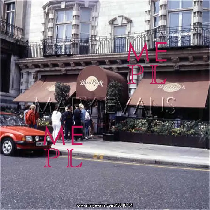 : HARD ROCK CAFE, LONDON : HARD ROCK CAFE, LONDON