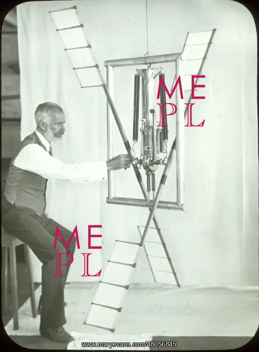 : Hargrave with four-winged balanced motor : Hargrave with four-winged balanced motor