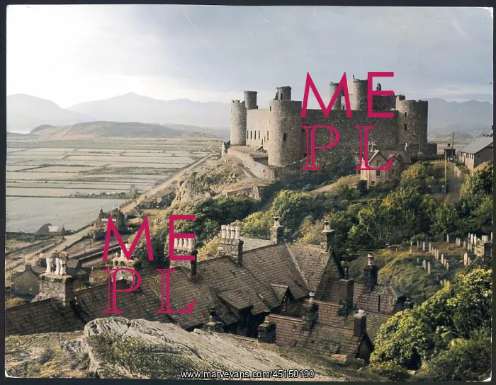 : HARLECH CASTLE : HARLECH CASTLE