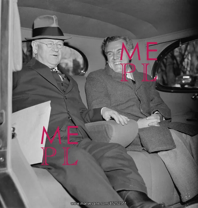 : Harold Ickes and Thomas Corcoran, after a meeting : Harold Ickes and Thomas Corcoran, after a meeting