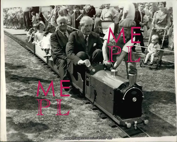 : Harold Macmillan drives miniature train, Bromley, Kent : Harold Macmillan drives miniature train, Bromley, Kent