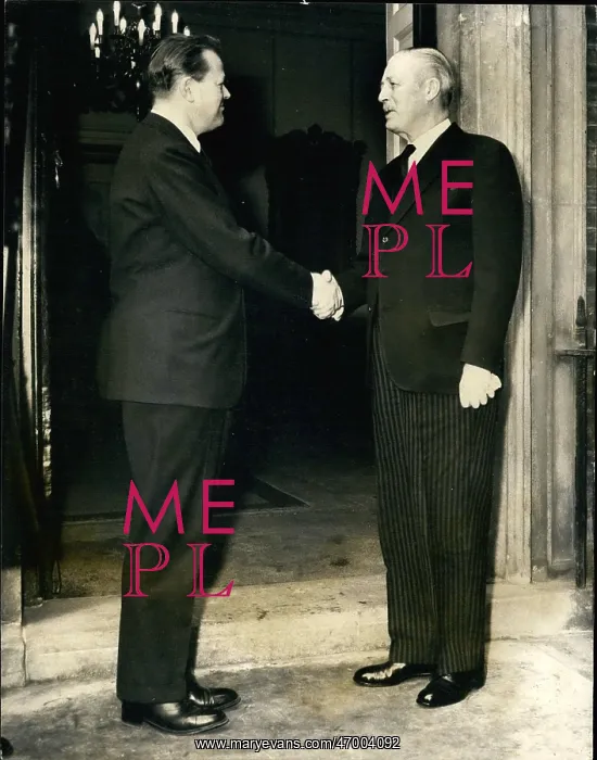 : Harold Macmillan and Jens Otto Krag of Denmark : Harold Macmillan and Jens Otto Krag of Denmark